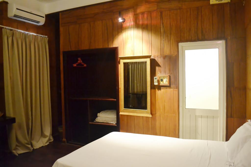 White Lion 2 Hotel Να Τρανγκ Δωμάτιο φωτογραφία